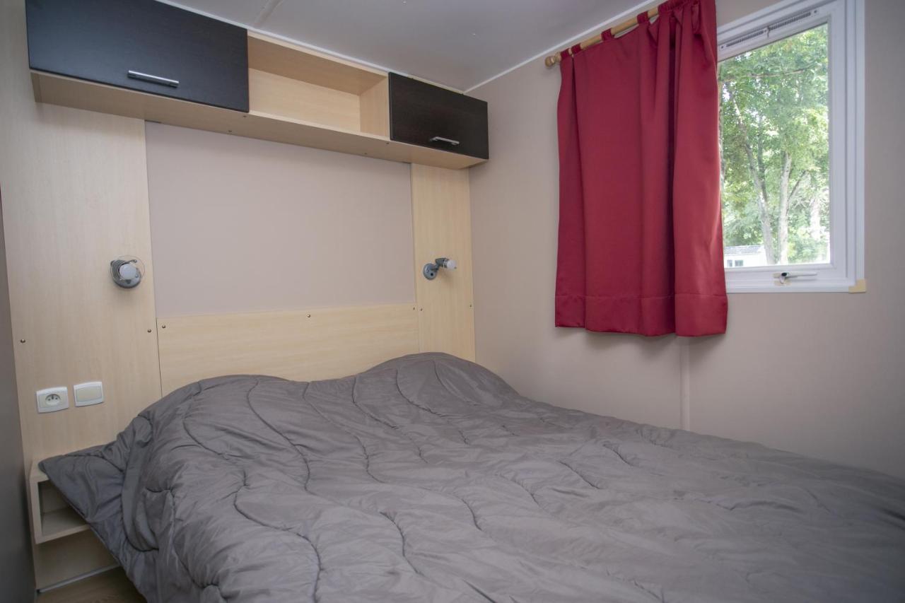Camping Du Lac Foix Ngoại thất bức ảnh